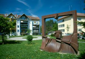 Ravne - mesto forme vive 5